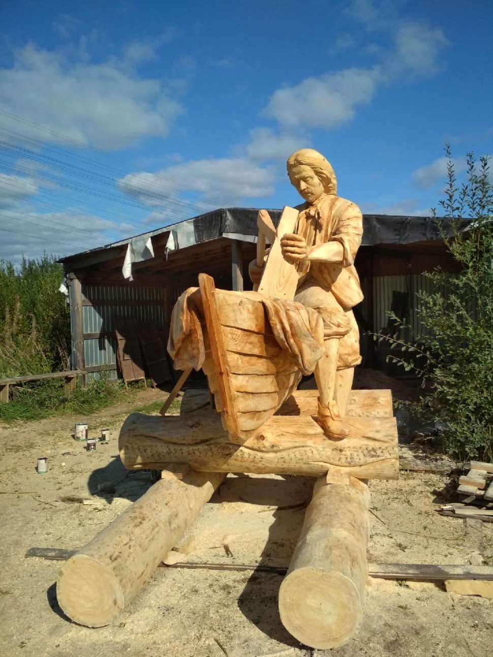 Деревянная скульптура Петра I появилась в Северодвинске